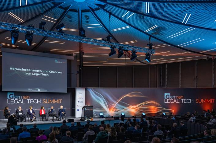 German Legal Tech Summit — Bühne
